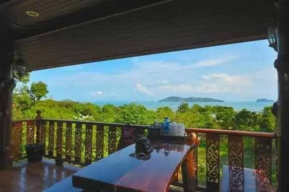 Koh Phaluay Eco Resort Сурат Тхани Екстериор снимка